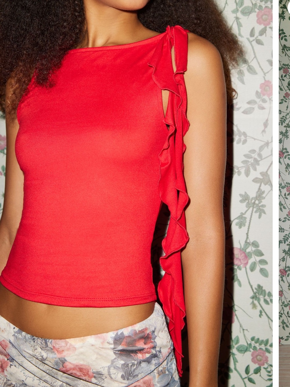 NWT URBAN OUTFITTERS Kimchi Blue Maxine Ruffle Tank Top